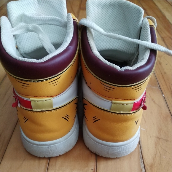 Kyojuro Rengoku High sz 5.5 M - Picture 6 of 7